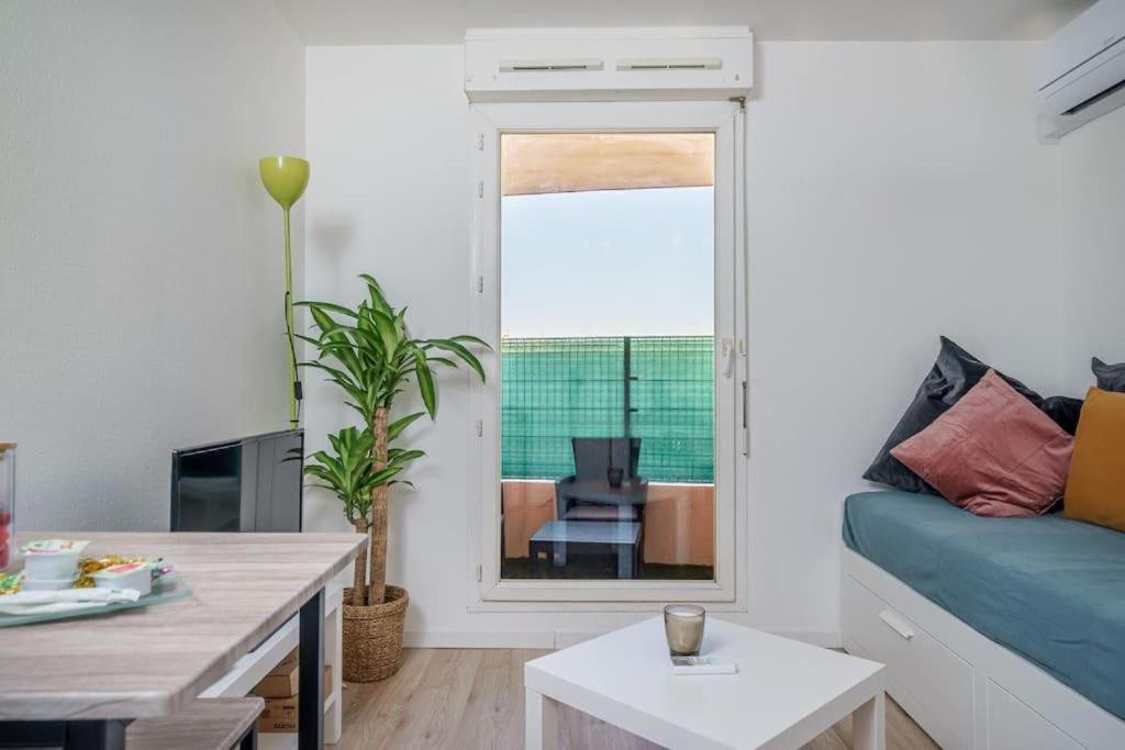 Appartement Climatise Avec Terrasse Tout Equipe A 5Min De La Gare St Charles Marseilles Buitenkant foto